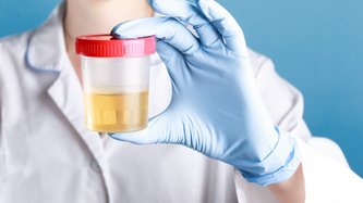 İdrarda Protein Kaçağı Nedir? Belirtileri ve Tedavisi