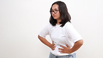 Mide Bulantısına Ne İyi Gelir? Mide Bulantısı Neden Olur?