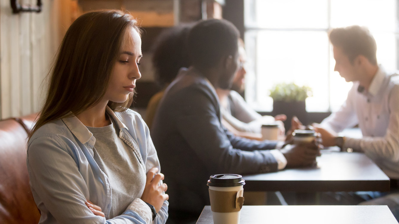 Sosyal Anksiyete Nedir? Sosyal Fobi Belirtileri Nelerdir?